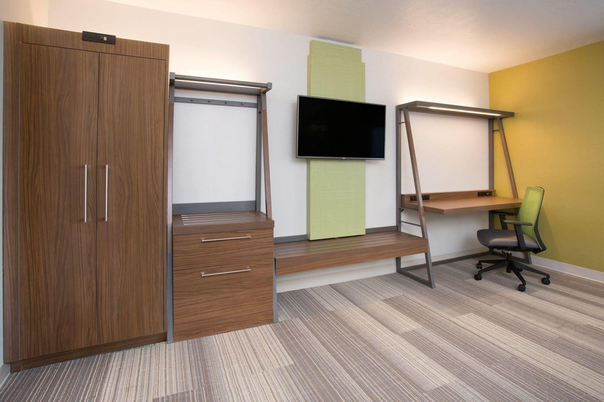 Holiday Inn Express & Suites - Elizabethtown North By Ihg Dış mekan fotoğraf